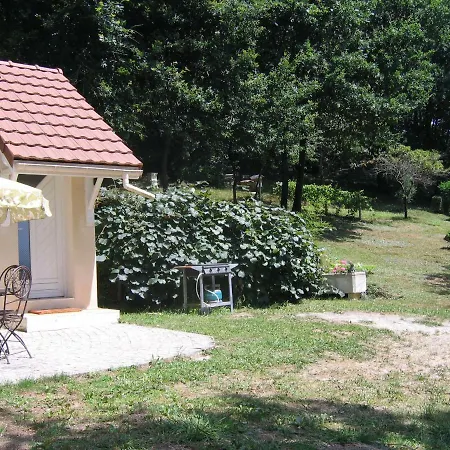 Gite Des Chenes Holiday home