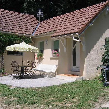 Holiday home Gite Des Chenes