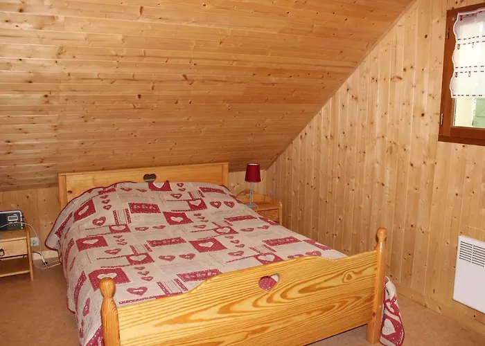 Des Chenes Holiday home